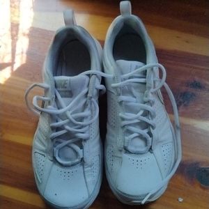 Nike gym shoes